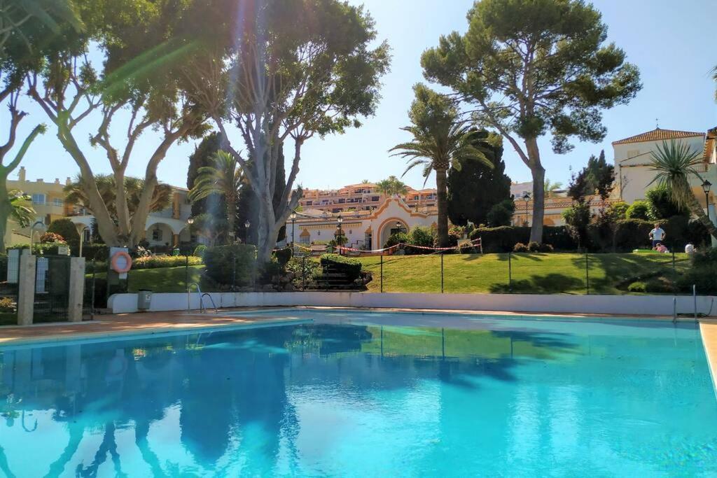 Dona Carlota Gardens, Sea Views, Pool, Restaurant Apartment Torremolinos Luaran gambar